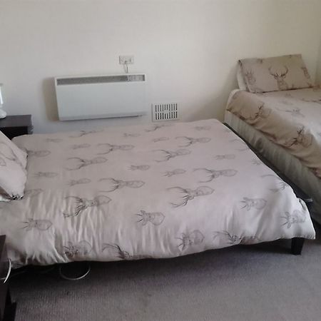 Hotel The Rose & Crown Bulford Esterno foto