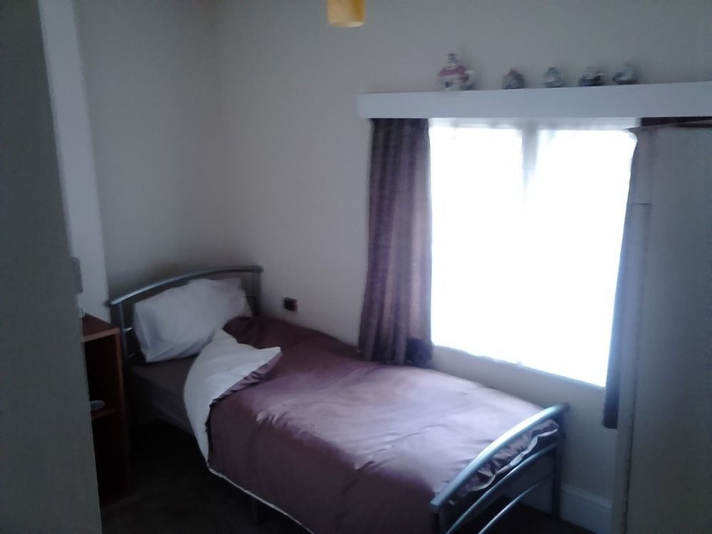 Hotel The Rose & Crown Bulford Esterno foto